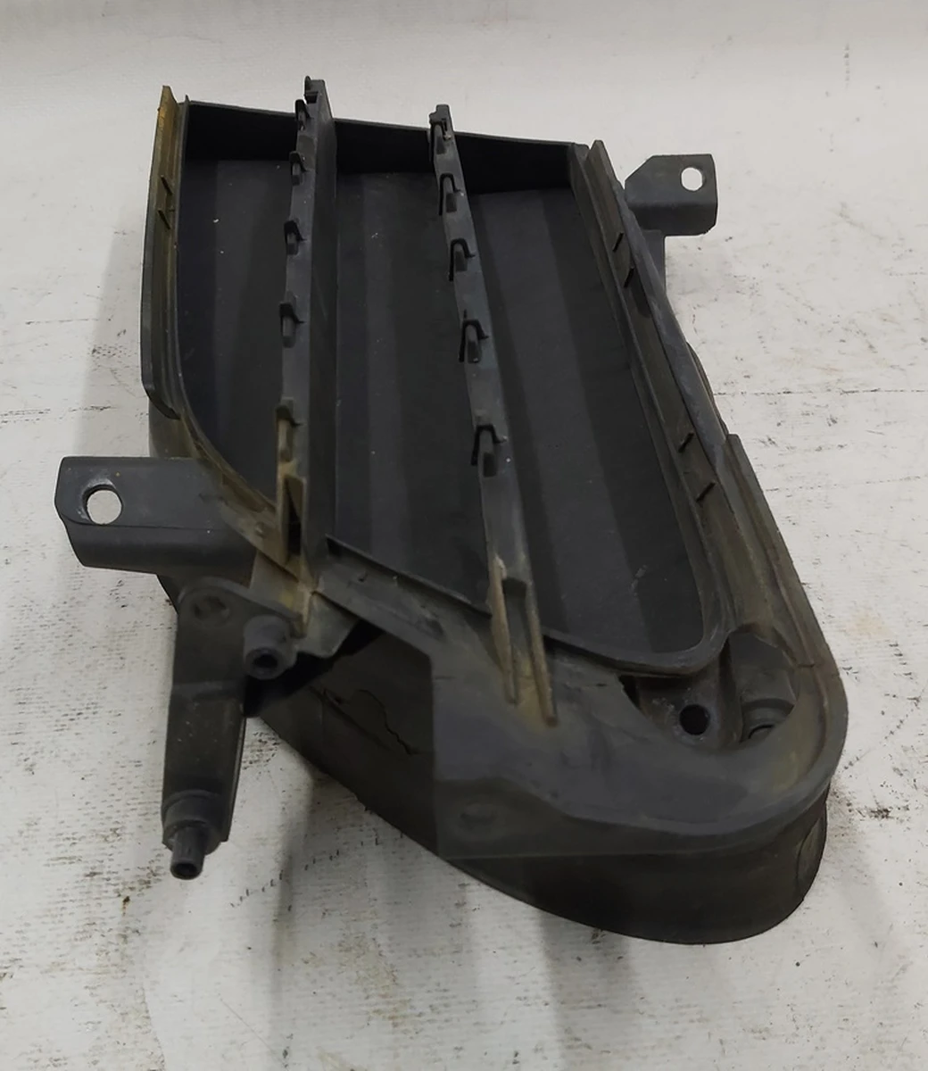 2 Корпус люверса активного лівий (без модуля та хром накладок) Tesla model S 1007268-00-F