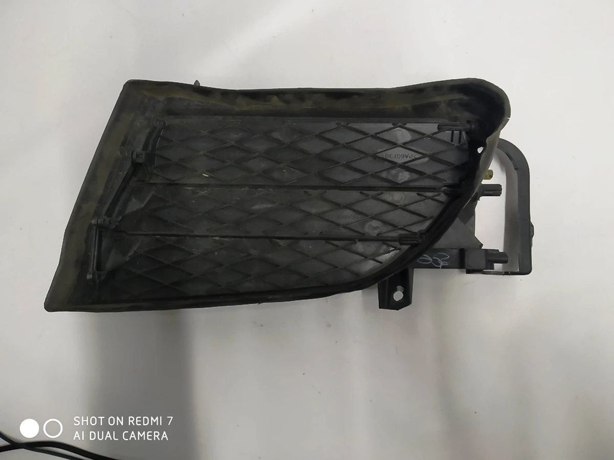 3 Корпус люверса активного правый (без модуля и хром накладок) Tesla model S 1007269-00-F