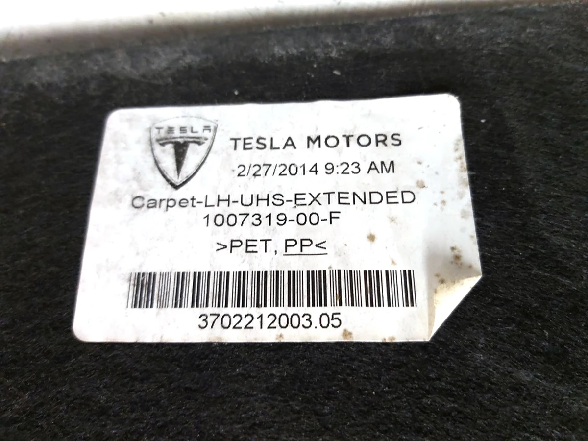 4 Оздоблення боксу подкапотного ліва частина Tesla model S 1007319-00-F