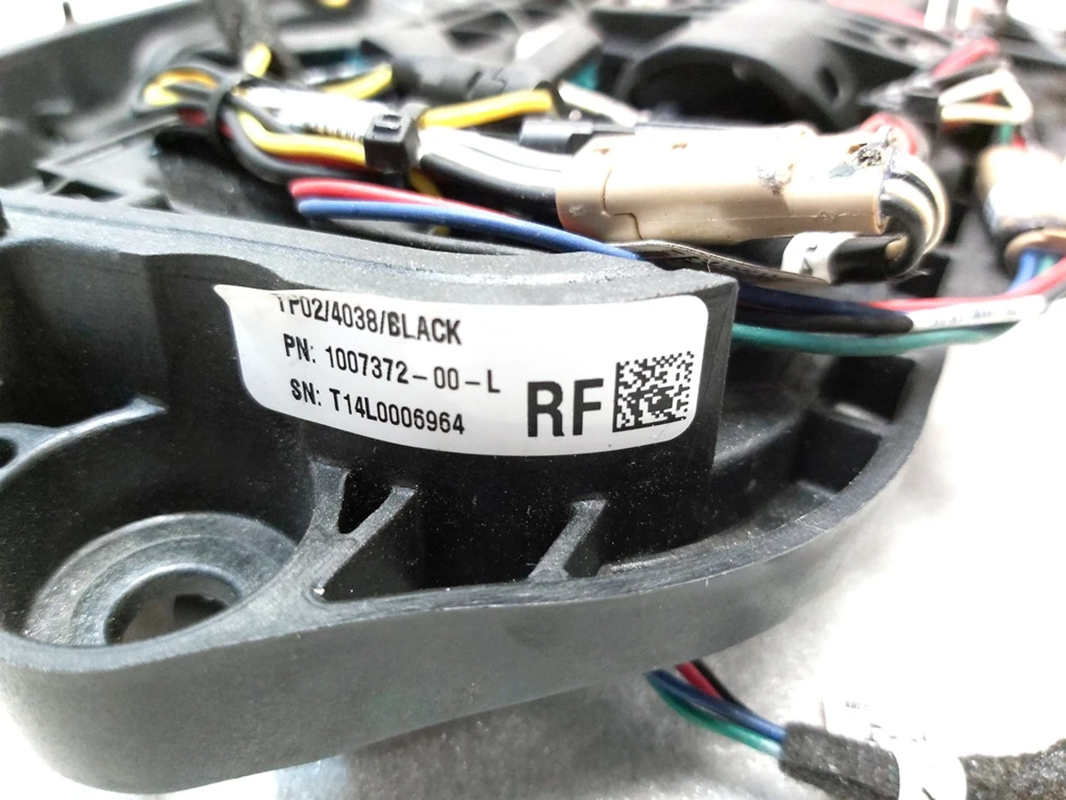 1 Механизм ручки наружной передней правой GEN 1 Tesla model S 1135725-S0-A