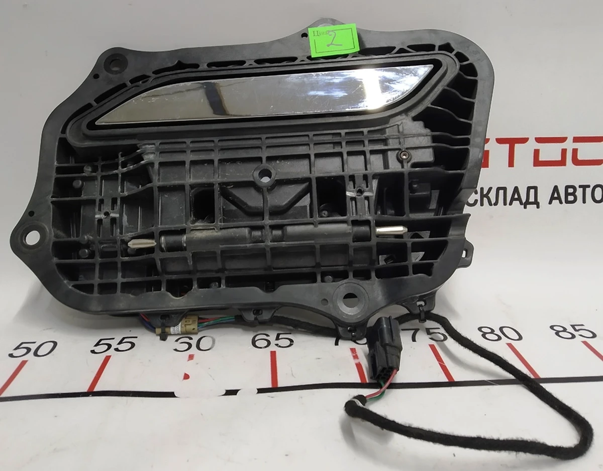 1 Механізм ручки зовнішньої передньої лівої у зборі GEN 1 Tesla model S 1135718-S0-A