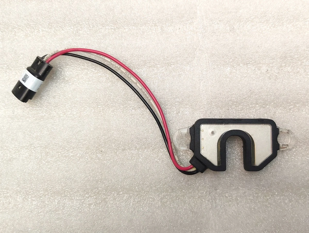 5 Датчик положення ручки дверної механізму ручки зовнішньої задньої правої GEN 1.0 Tesla model S 1007374-00-L