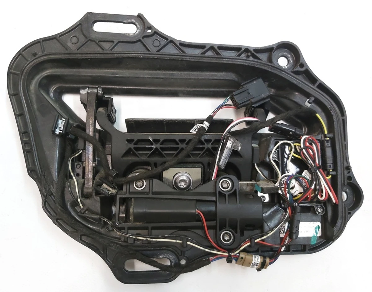 1 ASY- RR LH, GEN1 DH, NOGRIP, 2.1 SVC RPL partially assembled GEN 1 Tesla model S 1135722-S0-A