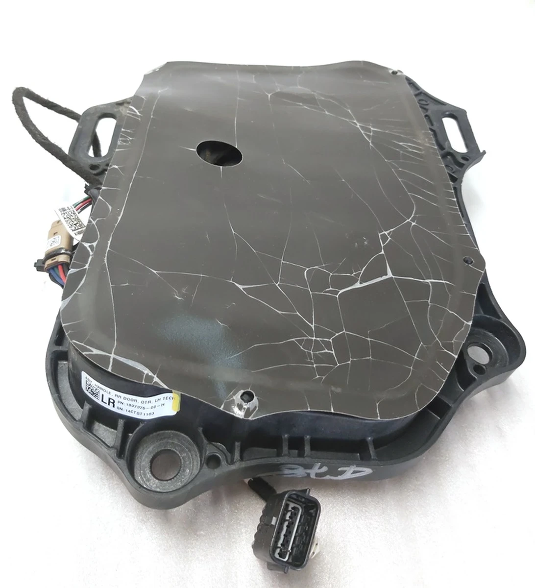 1 Механізм ручки зовнішньої задньої лівої GEN1 у зборі з хромом та внутрішньою пластиною Tesla model S 1135722-S0-A