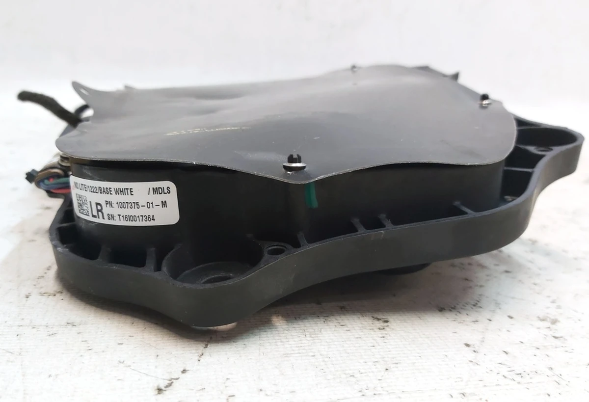 1 Механізм ручки зовнішньої задньої лівої GEN1 у зборі з хромом та внутрішньою пластиною Tesla model S 1135722-S0-A