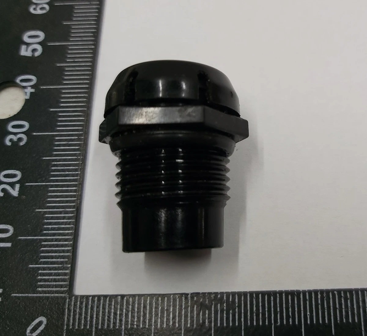 Сапун редуктора двигуна в зборі Tesla model S 1007399-00-A