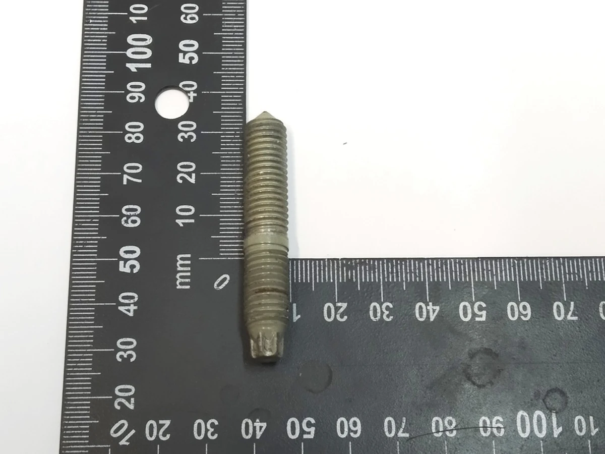 5 Шпилька кріплення заднього амортизатора M10X1.5X60 оцинкована Tesla model S, model S REST 1007510-00-B