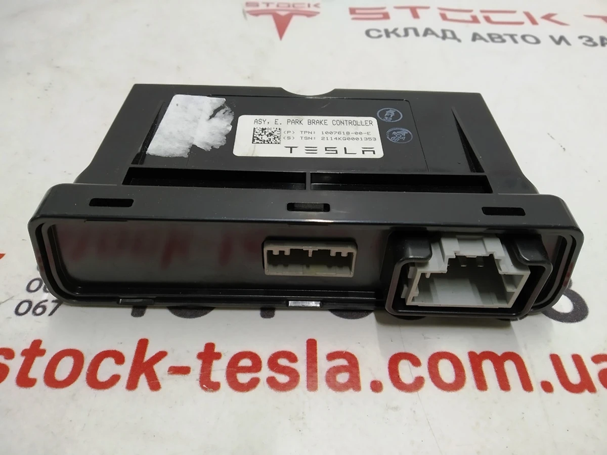 6 Блок контролю стоянкового гальма Tesla Model S, Model S REST, Model X 1007618-00-J