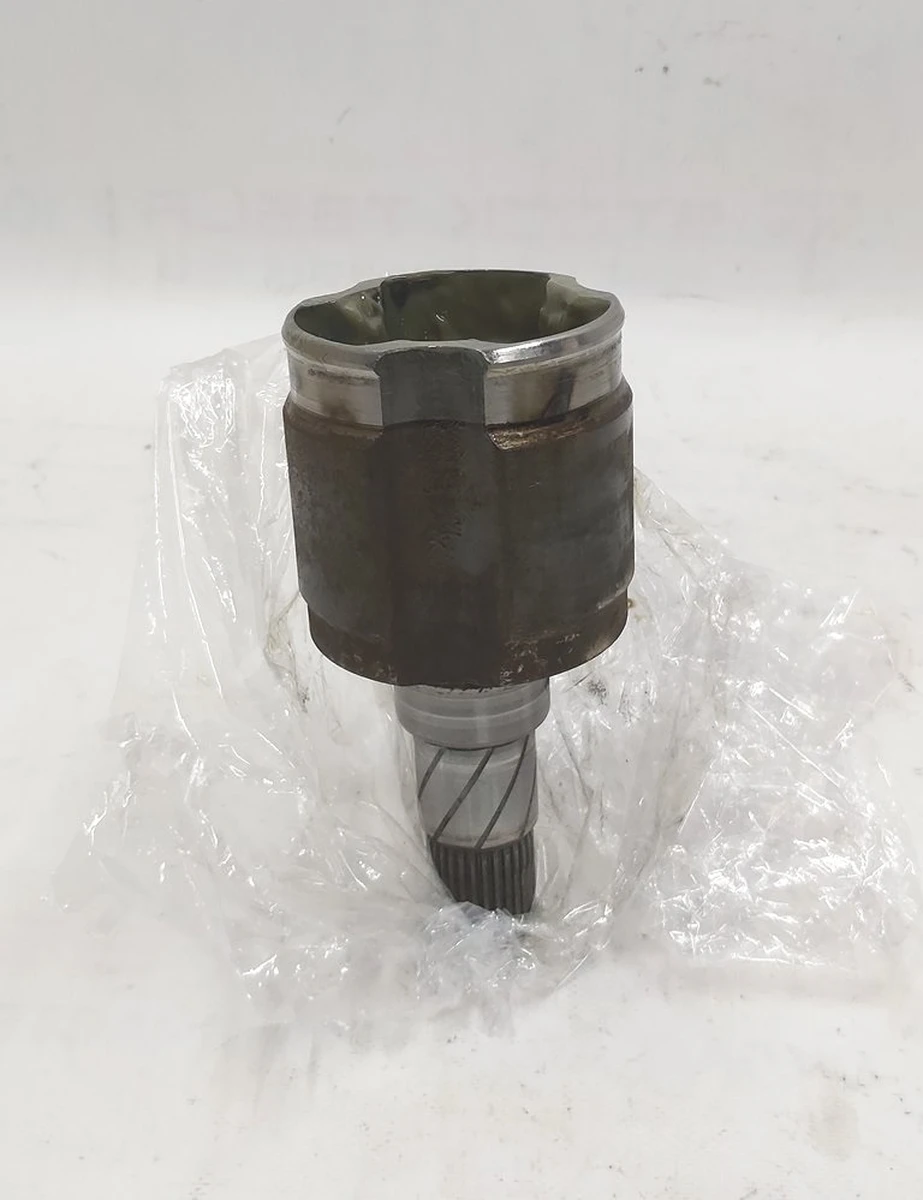 Inner cv joint of the rear drive shaft, assy with tricycle and retaining ring Tesla model X S, model S REST, model X 1007719-01-A