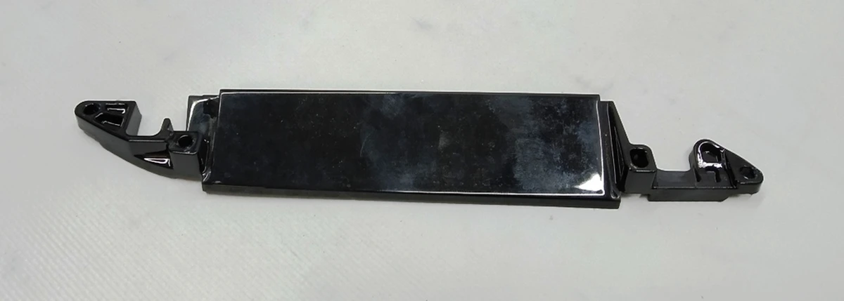 11 Пластина зовнішньої ручки дверей передньої / задньої права PBSB Tesla Model S, Model S REST 1007729-00-D