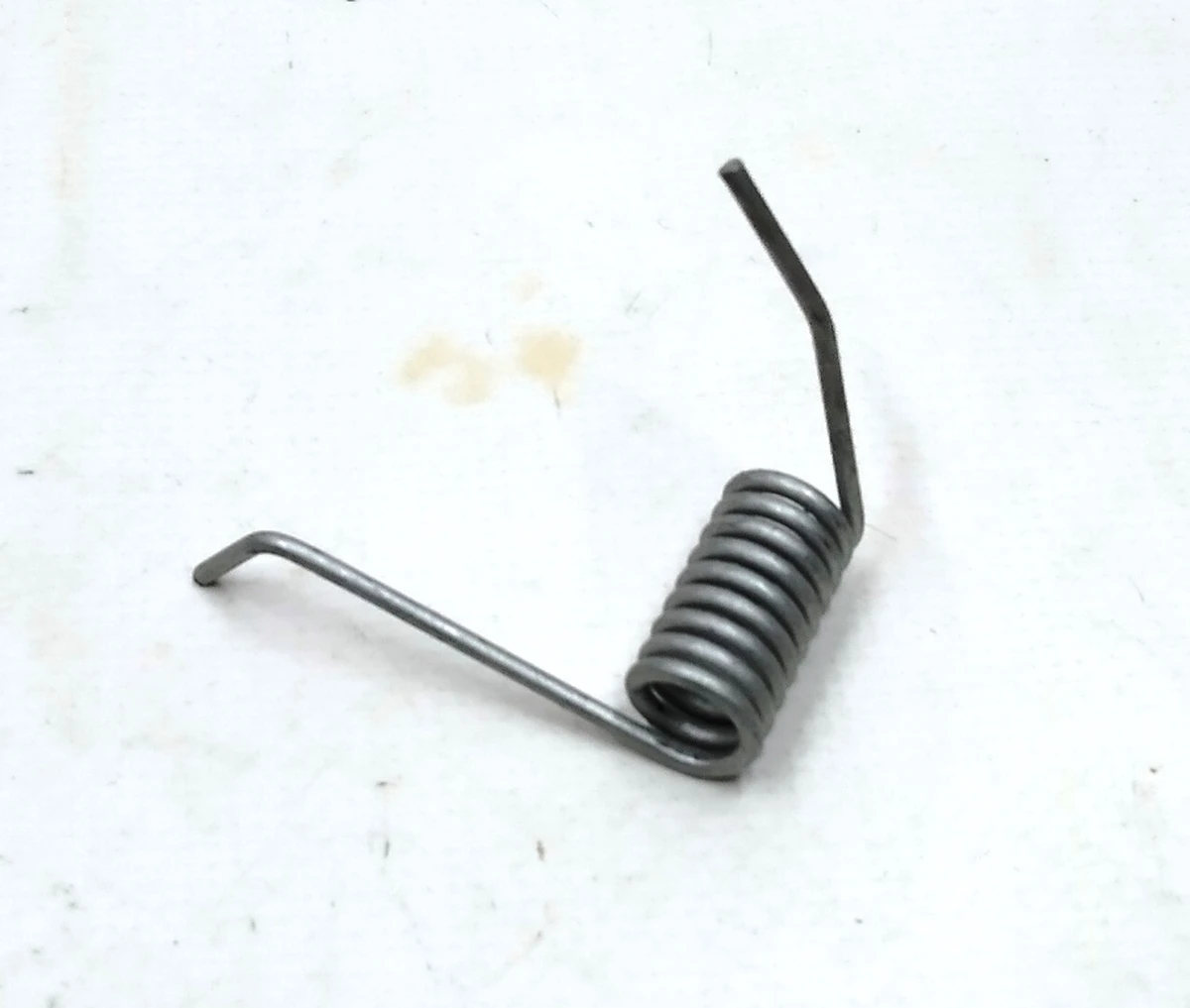 26 Пружина задня механізму ручки зовнішніх дверей передньої / задньої лівої / правої Model S REST 1007743-00-C