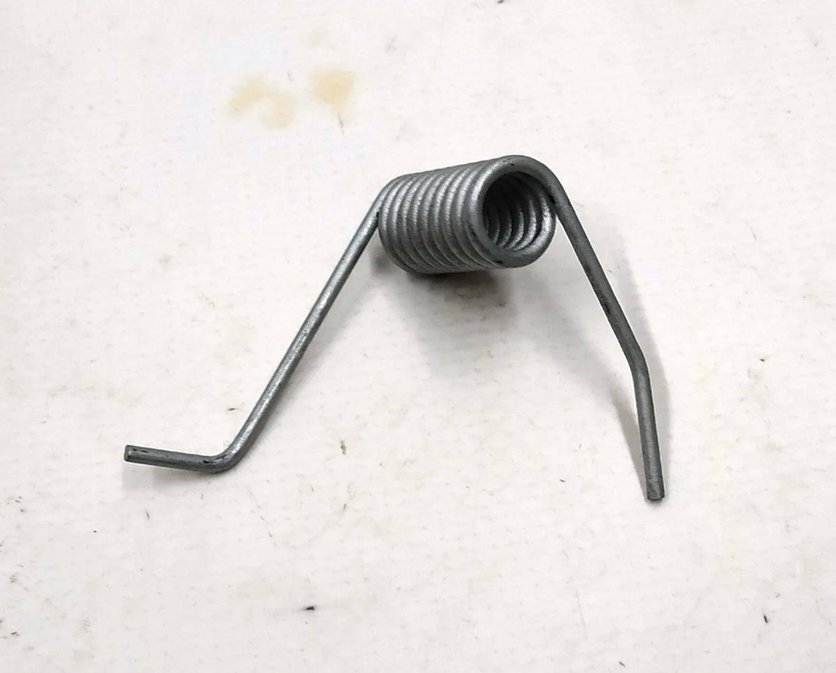 26 Пружина задня механізму ручки зовнішніх дверей передньої / задньої лівої / правої Model S REST 1007743-00-C