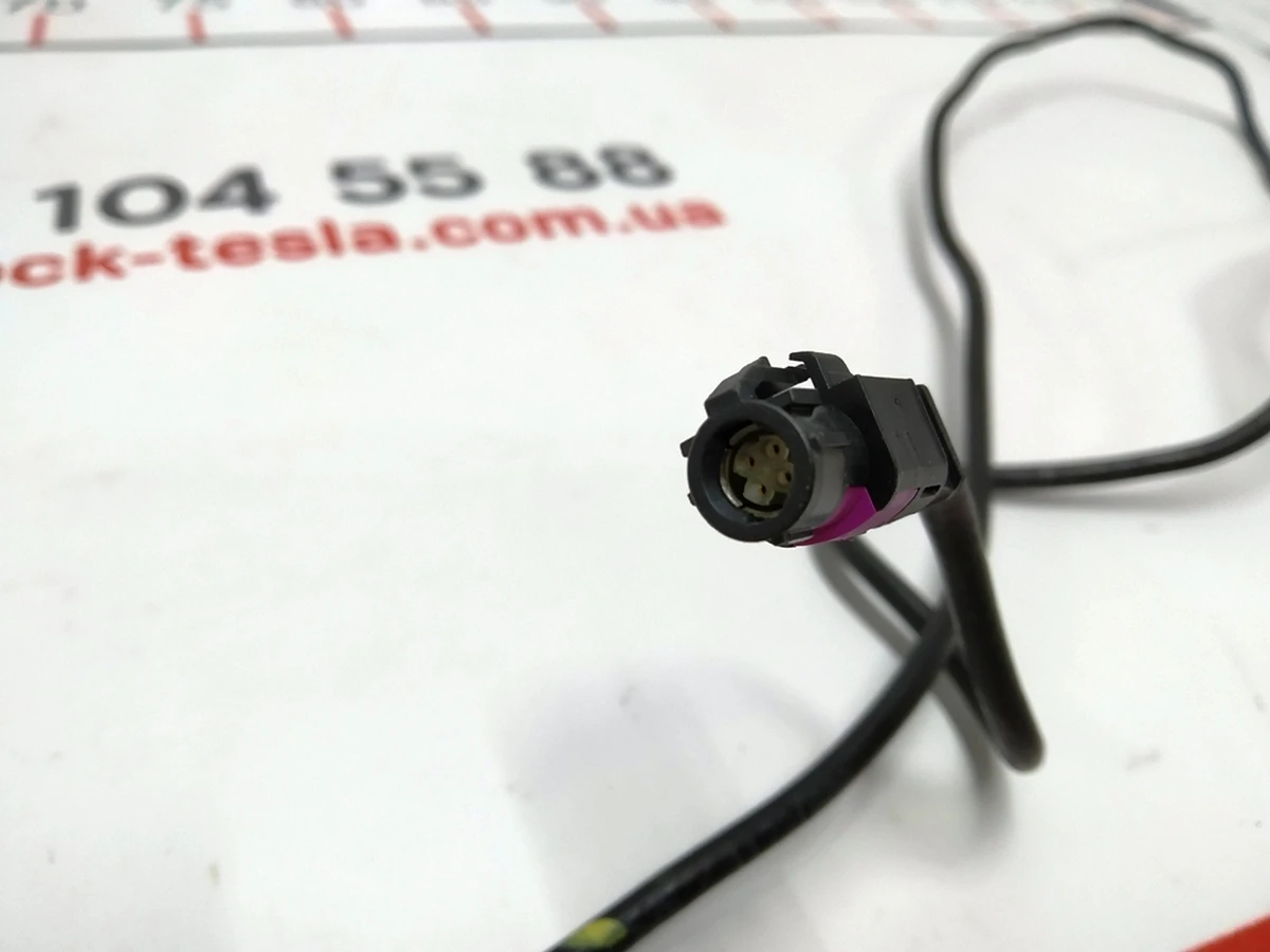 1 Кабель HSD MCU TO IC Tesla model S 1004422-00-G
