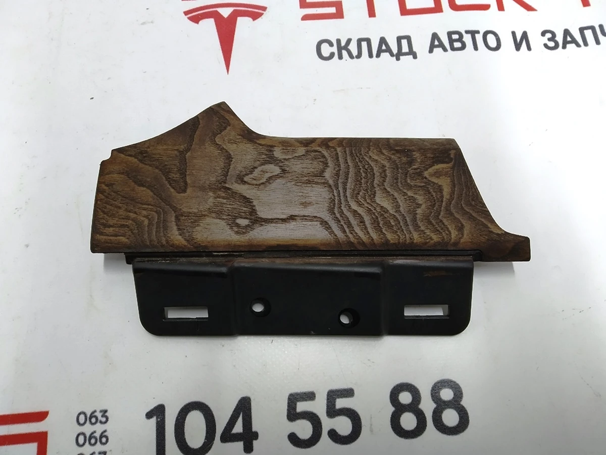 18 Декоративна накладка центральної панелі водійська ліва FIGURED ASH MATA Tesla model S REST, Tesla model X 1004518-99-H