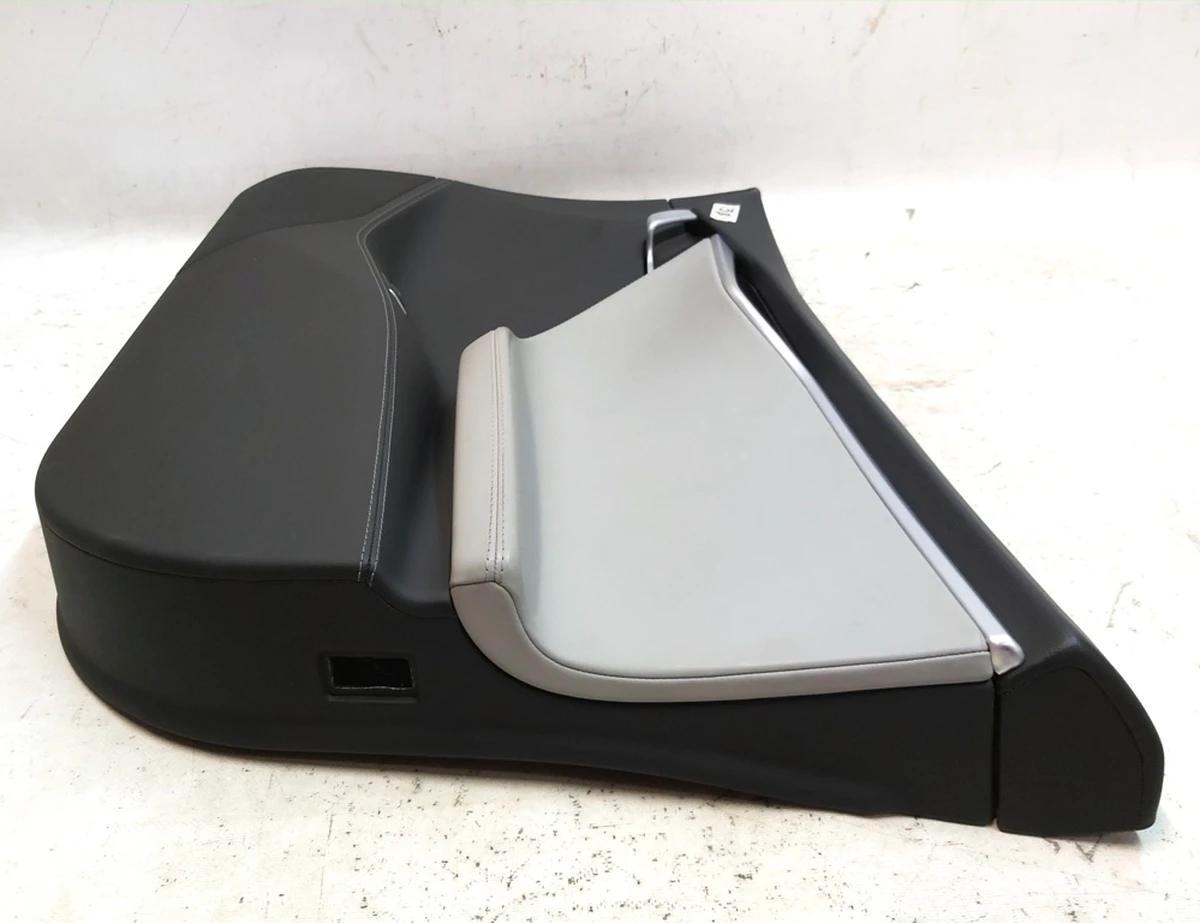 3 Карта двері передньої правої в зборі NO ADPT PUR/LTHR BLACK/GREY Tesla model S, model S REST 1007936-11-L