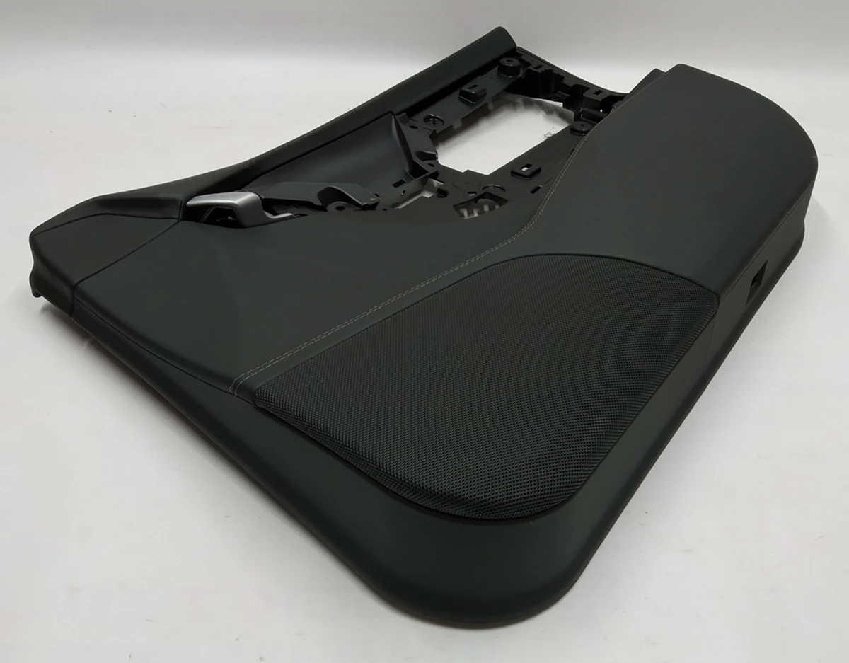 3 Карта двери передней правой в сборе NO ADPT LTHR BLACK (не комплектная) Tesla model S, model S REST 1007936-22-M