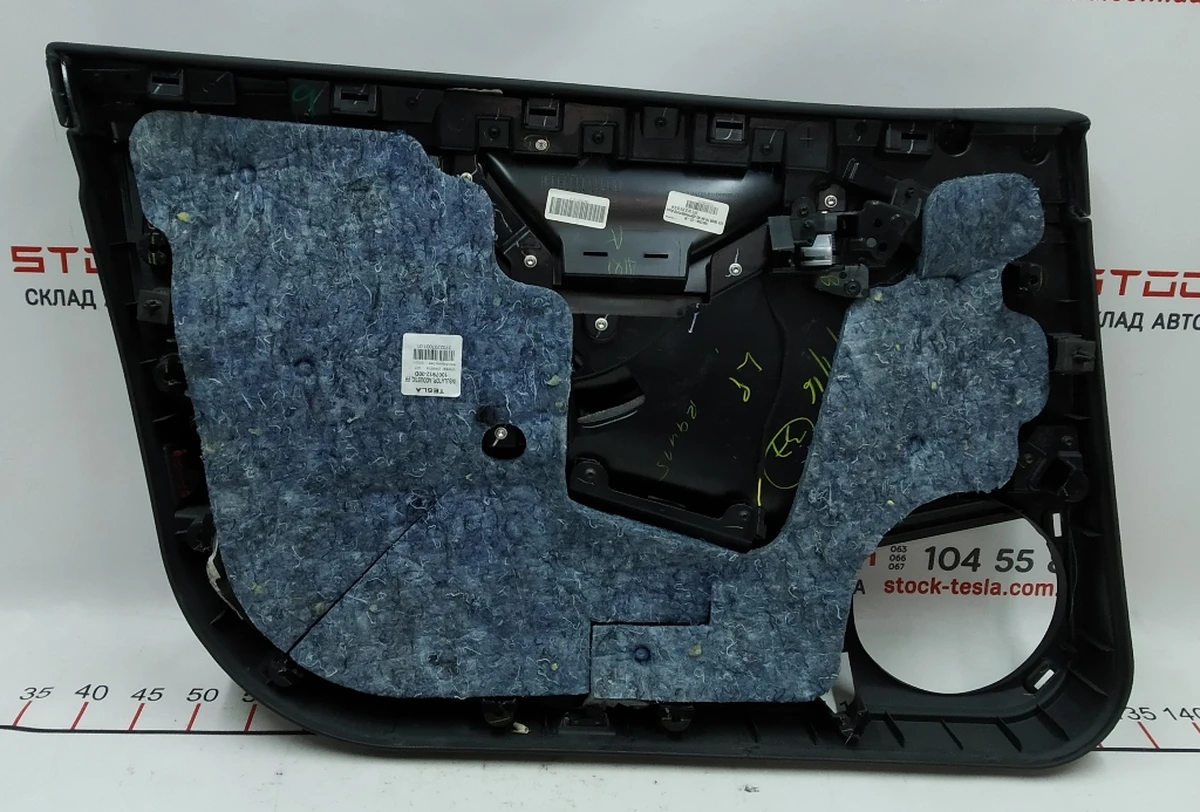 Карта двері передньої правої в зборі PURB / PVCB / PVCB BLACK (без рез. Заглушки болта і декор. Накладки динаміка) Tesla model S, model S REST 1007936-22-M