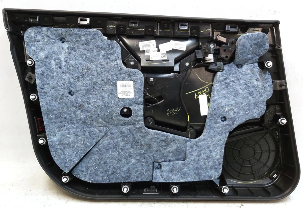 3 DR FR RH PURB/G/PUR13/PVCB CREAM PREM without molding Tesla model S REST 1007936-52-N