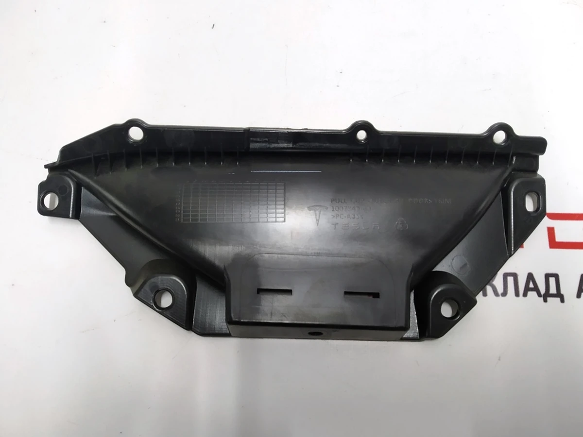 4 Накладка ручки карти передніх/задніх лівих дверей (внутрішній) Tesla model S, model S REST 1007949-00-L