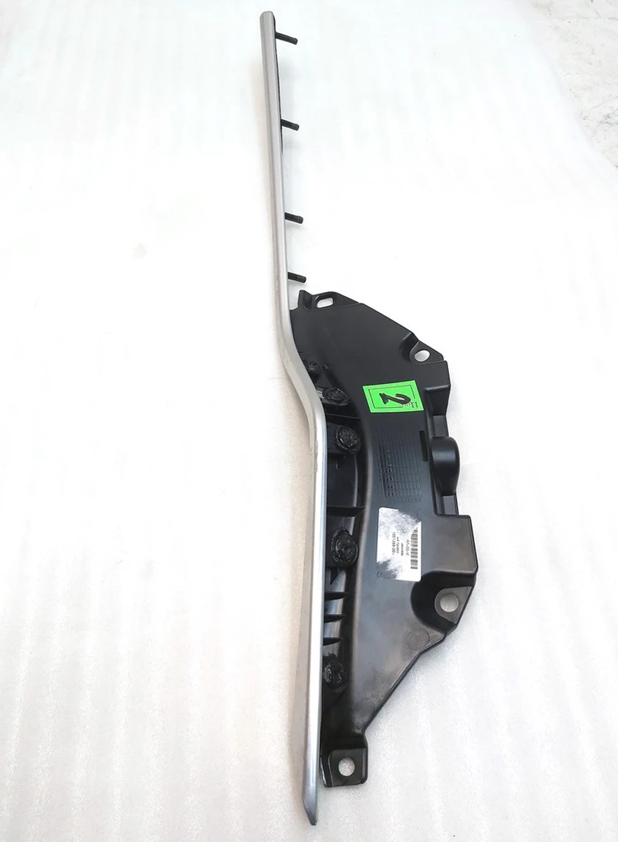 2 Молдинг алюмінієвий карти дверей передньої правої Tesla model S, model S REST 1051388-00-A