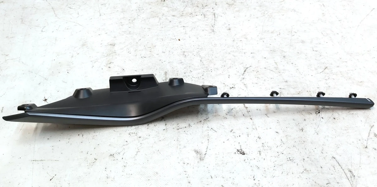 3 Молдинг GRAPHITE карты двери задней правой Tesla model S, model S REST 1051389-02-A