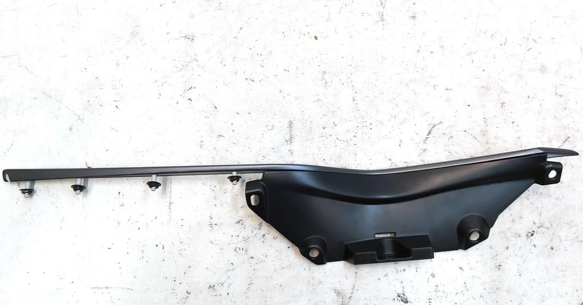 3 Молдинг GRAPHITE карты двери задней правой Tesla model S, model S REST 1051389-02-A