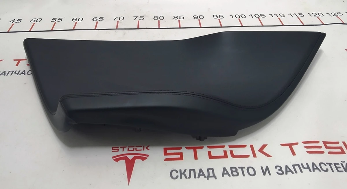 32 Карман карты двери задней левой PVC BLK 40B (мелкозерн. кожа, без доп. подсв.) Tesla model S, model S REST 6007497-01-J