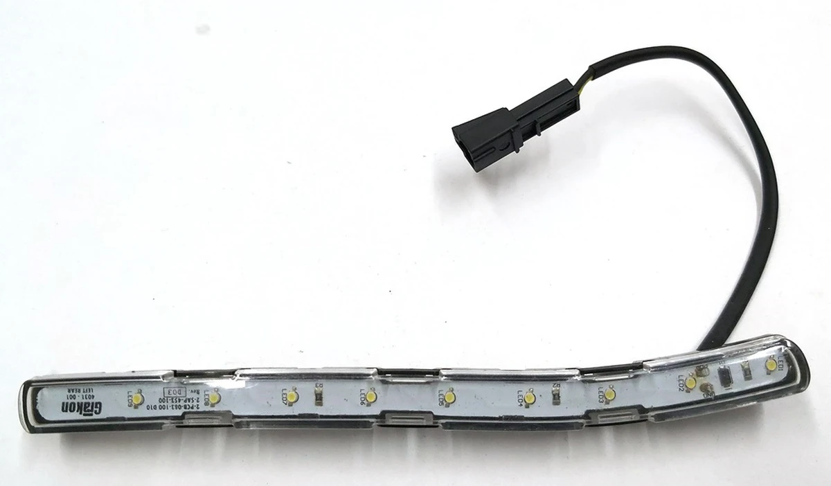 26 Illumination of the door card of the rear left REVD Tesla model S, model S REST 1007988-00-F