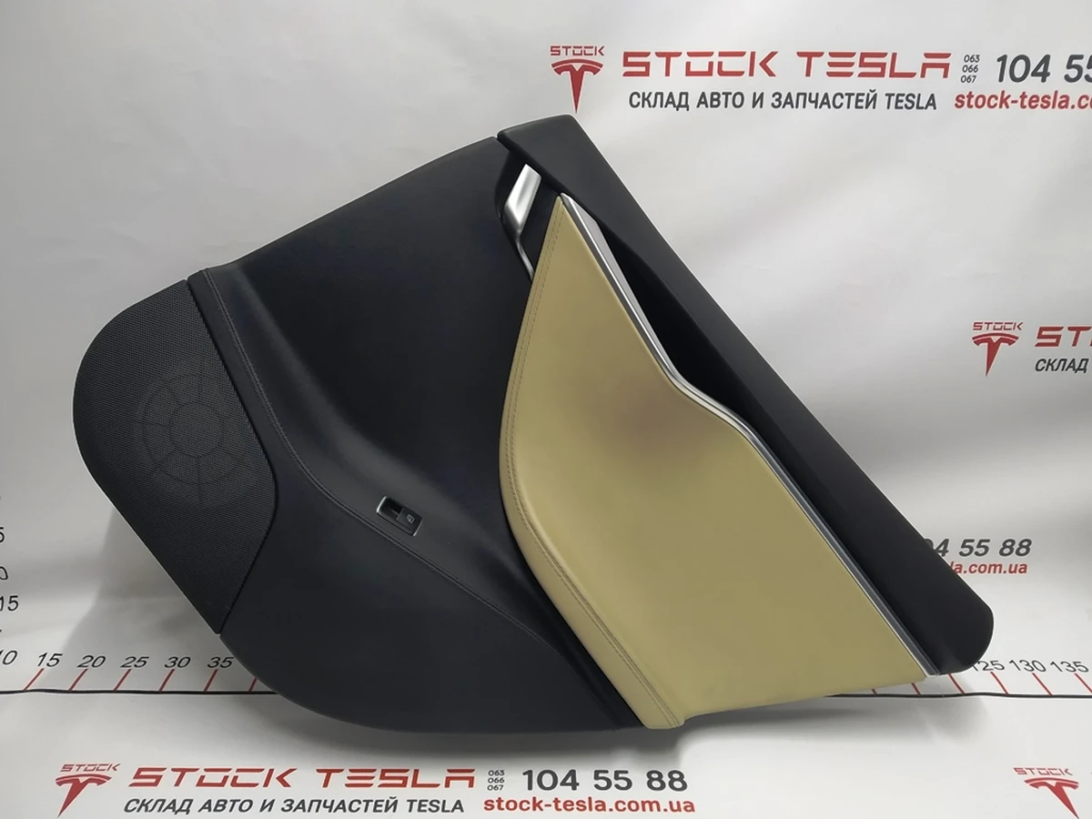 4 Rear right door card assembly PUR/PUR BLACK/TAN PREMIUM Tesla model S, model S REST 1008105-12-L