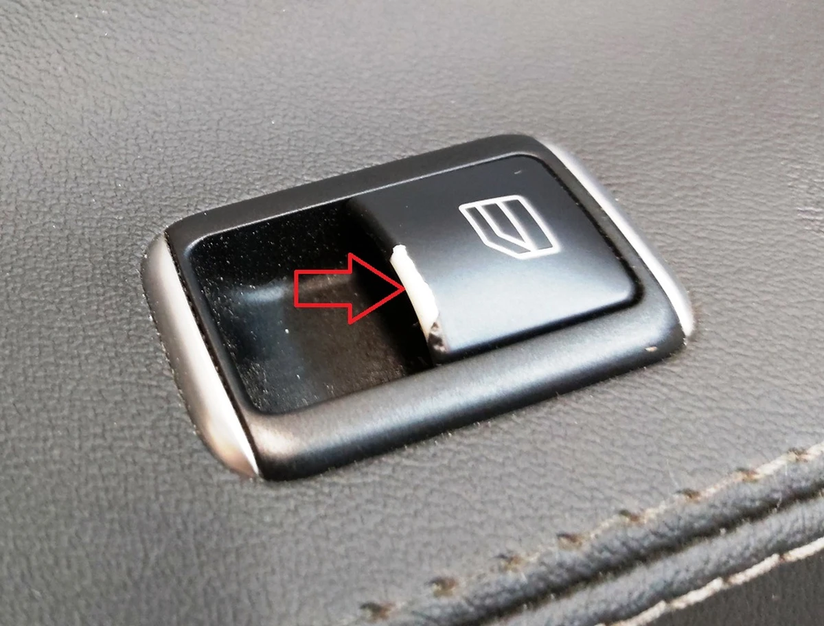 4 DR RR RH PUR/PVC BLACK/GREY damaged Tesla model S, model S REST 1008105-13-L