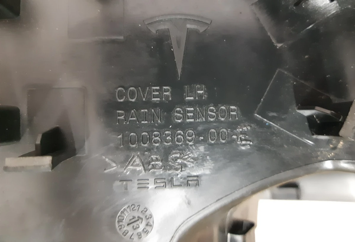 7 Rear-view mirror bracket trim left Tesla model S 1008369-00-F