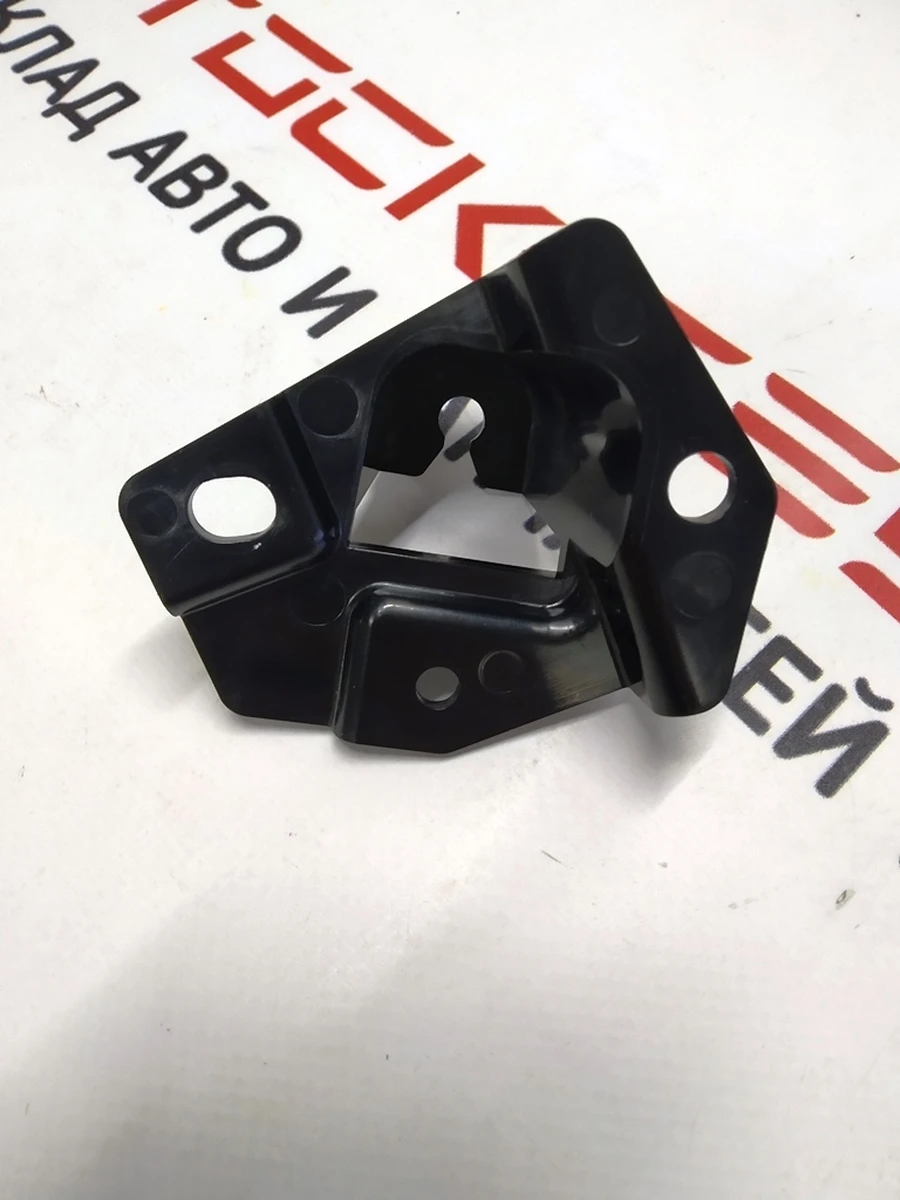 Front left door card bracket Tesla model S 1008403-00-B