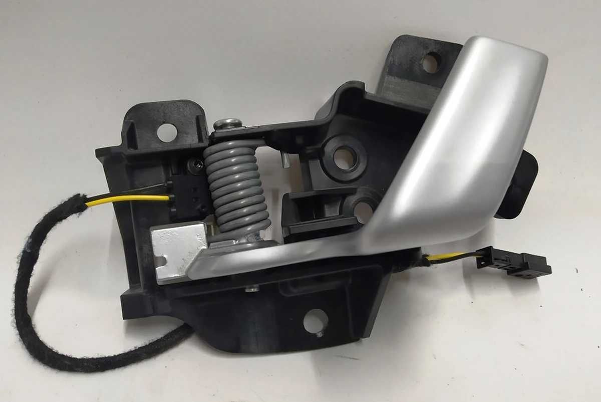 7 Ручка відкриття дверей внутрішня передня ліва в зборі Tesla model S, model S REST 1002973-00-G