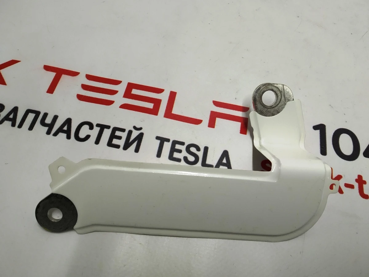 Високовольтна шина клемми "Мінус" контактора основної батареї Tesla model S 1008441-00-B