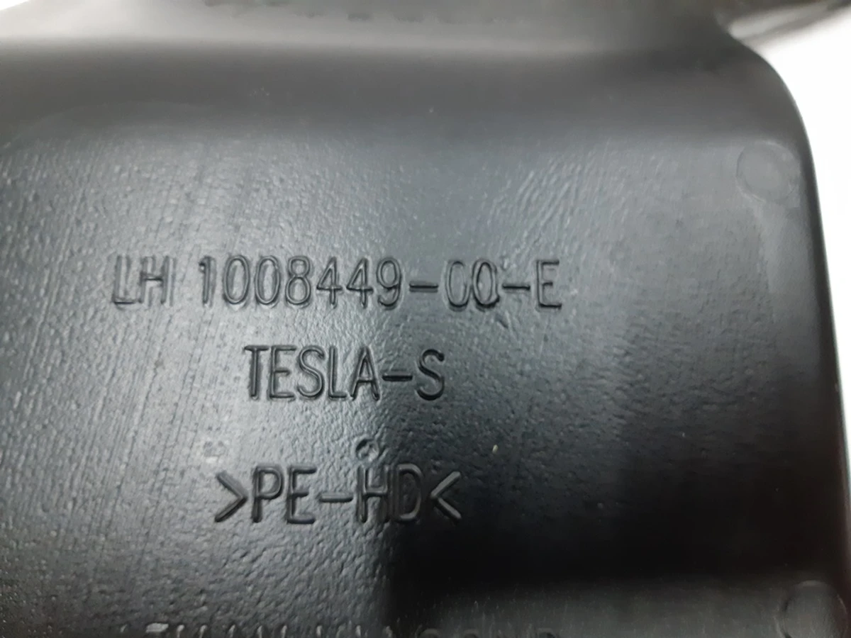 15 Повітропровід салону нижній лівий Tesla model S, model S REST 1008449-00-I