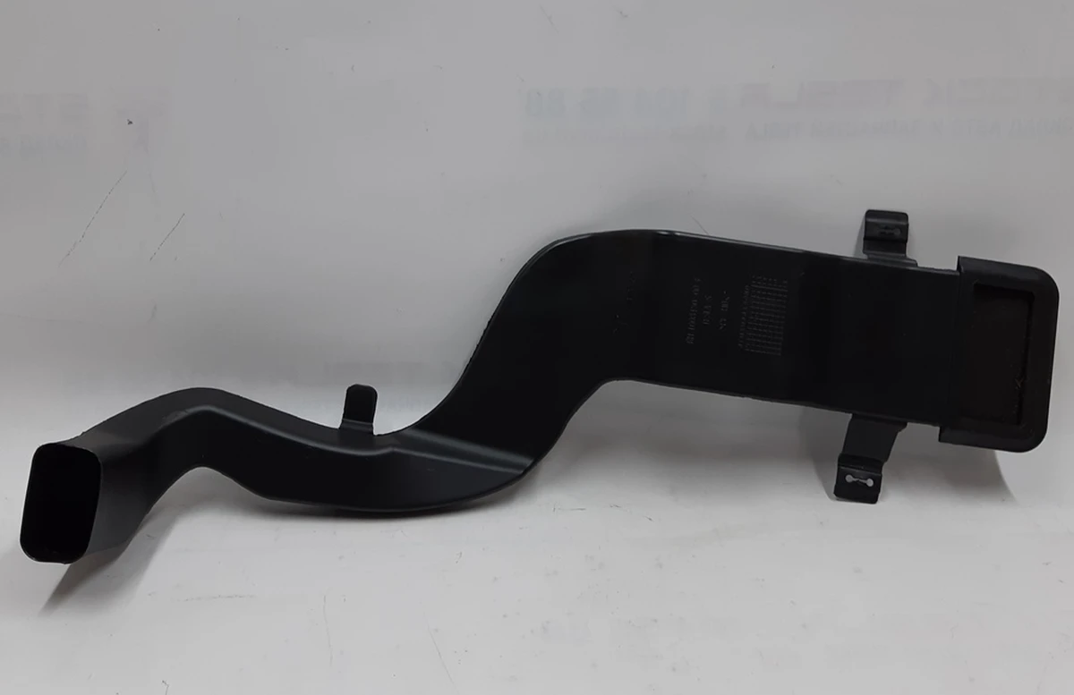 16 Воздуховод салона нижний правый Tesla model S, model S REST 1008450-00-I