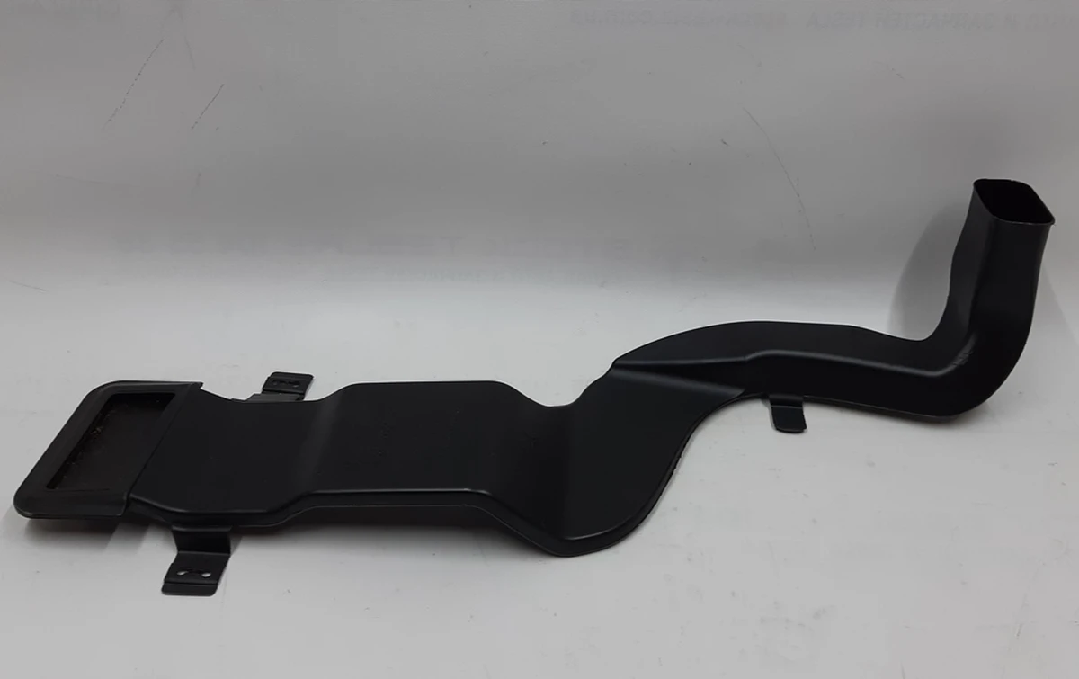 16 Воздуховод салона нижний правый Tesla model S, model S REST 1008450-00-I