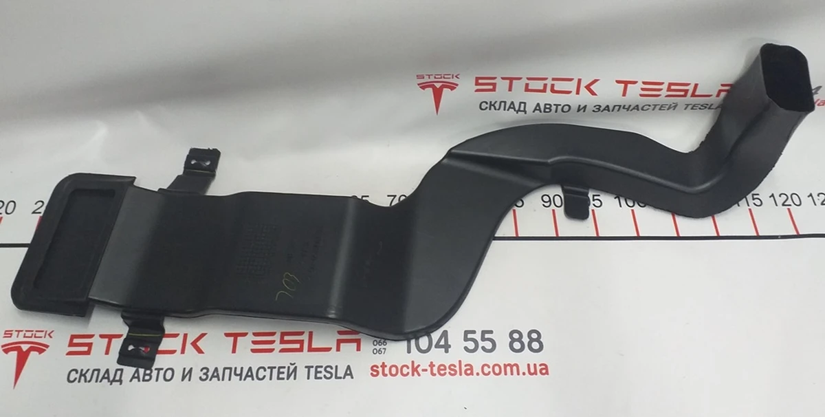 16 Повітропровід салону нижній правий Tesla model S, model S REST 1008450-00-I