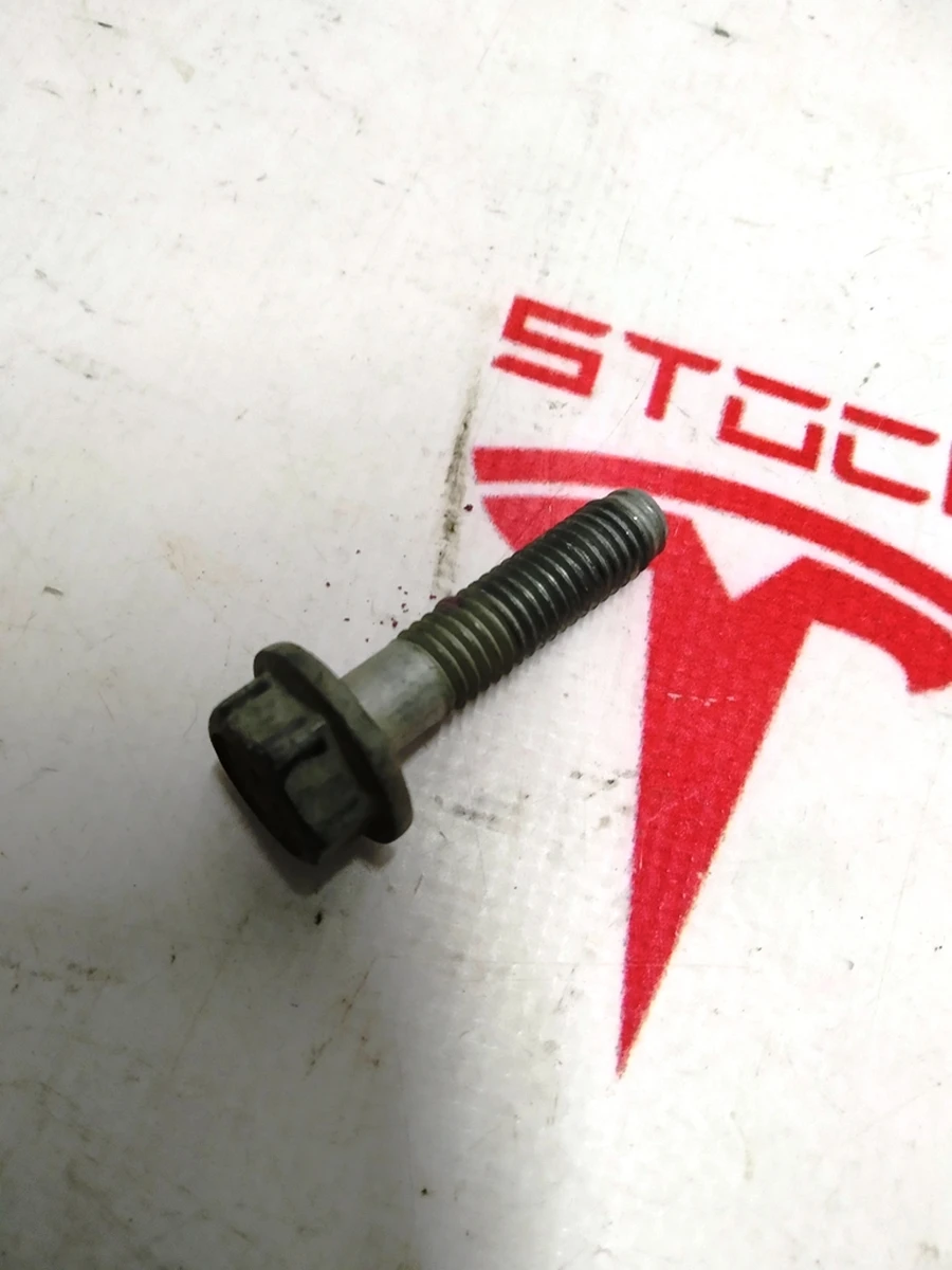 7 Болт HF M8x30 PC109 ADH MAT Tesla model S, model S REST,model X 1008722-00-A