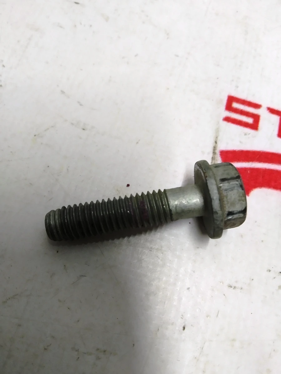 7 Болт HF M8x30 PC109 ADH MAT Tesla model S, model S REST,model X 1008722-00-A
