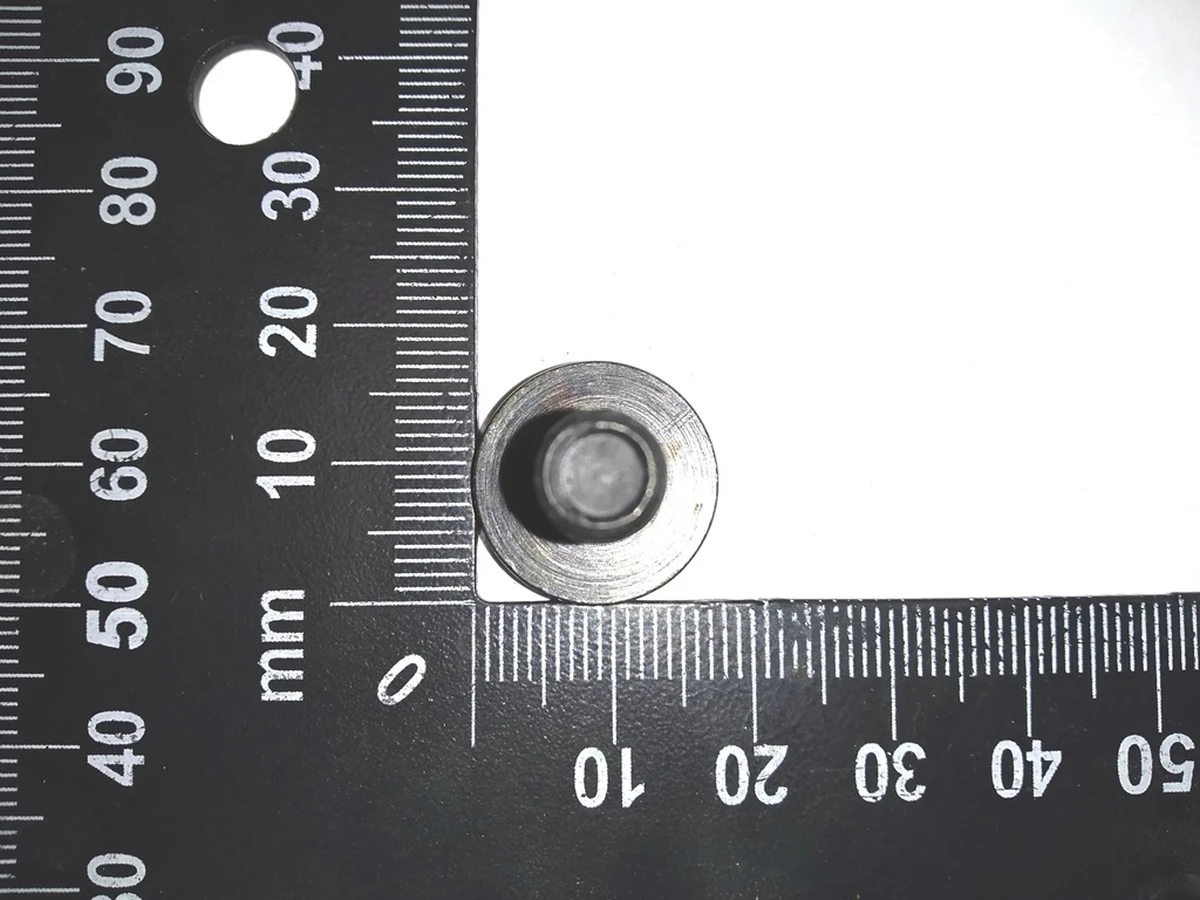 2 Болт PF, M8x16, STL[98] ZNNI BLK Tesla all models 1008833-01-A