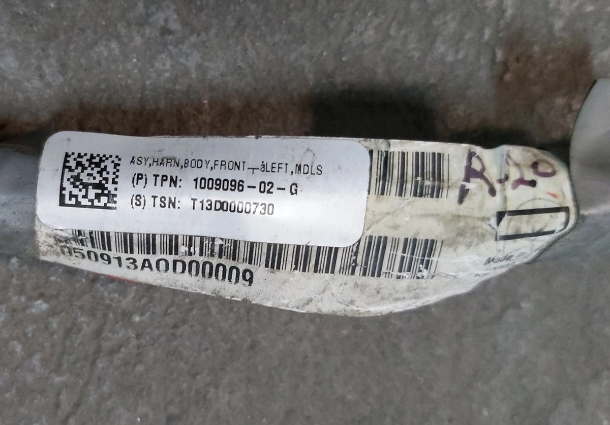 2 Tesla model S 1009096-02-G engine compartment front left wiring harness