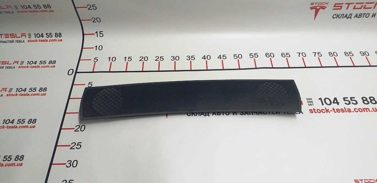 10 Накладка для динаміків кришки багажника в зборі Tesla Model S, Model S REST 1009233-00-H