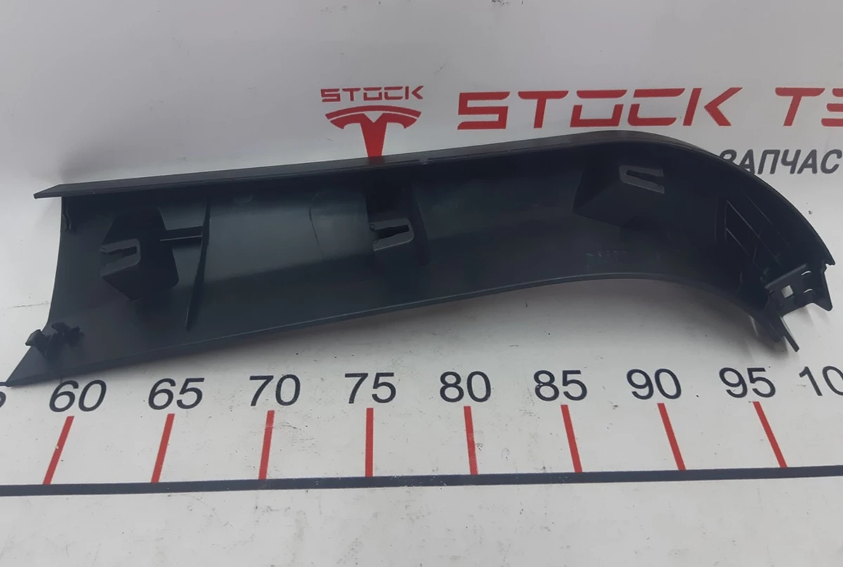 12 Assembly, liftgate panel, side trim, LH Tesla Model S, Model S REST 1009234-00-I