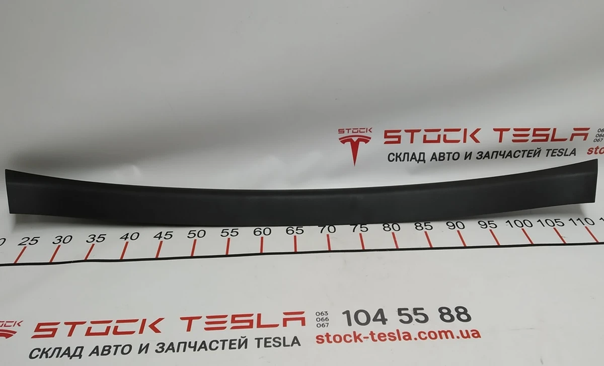 3 Upper trunk lid trim Tesla model S, model S REST 1009236-00-H