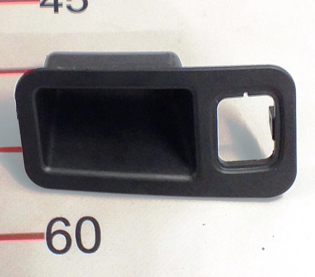 7 Ручка внутрішня закриття кришки багажника (без кнопки закриття) права сторона Tesla model S, model S REST 1009264-00-E