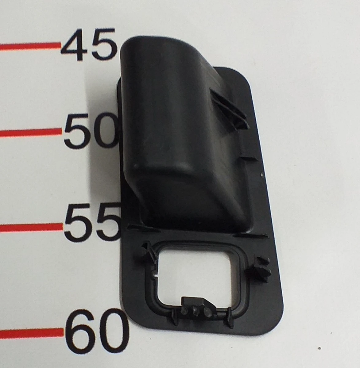 7 Ручка внутрішня закриття кришки багажника (без кнопки закриття) права сторона Tesla model S, model S REST 1009264-00-E