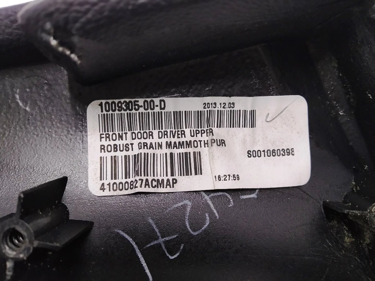 33 lining inside top. front left door cards (GRAIN MAMMOTH PUR, structured leather) Tesla model S, model S REST 1009305-01-E