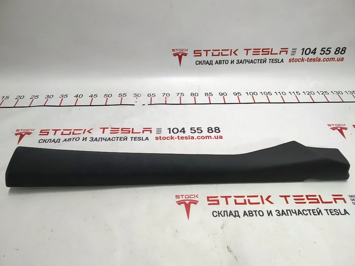 34 ASSEMBLY DR BELTLINE RIGHT HAND FRONT PURB Tesla Model S, Model S REST 1009307-02-E