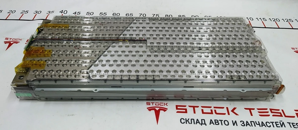 Модуль основної батареї (model S 85 kWh) S3 5,2 kWh 232 Ah 24 V(nominal) tipe "18650" Tesla model S 1014114-00-D